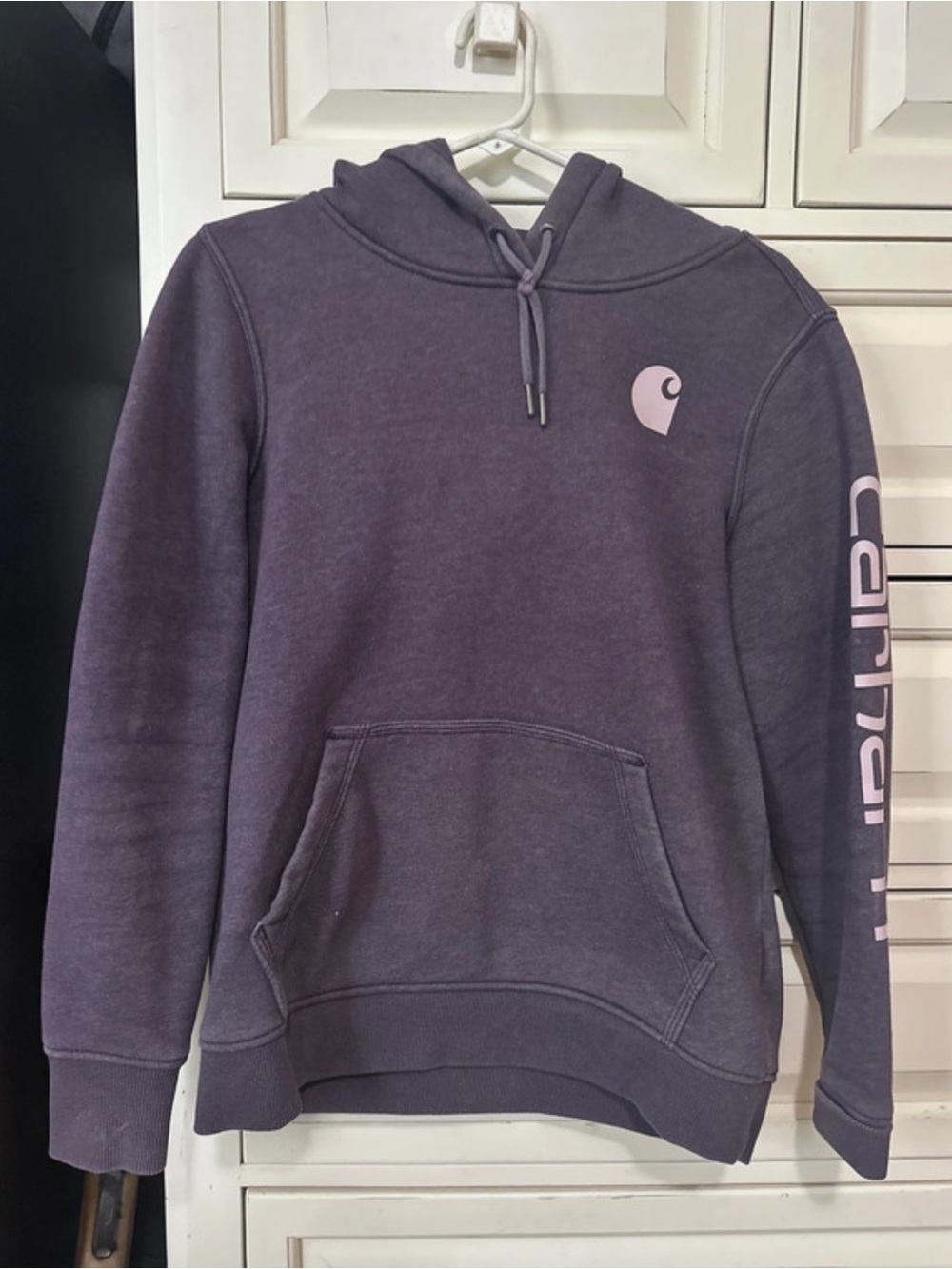Carhartt Hooded Sweatshirt in Purple - Classic Logo Pullover